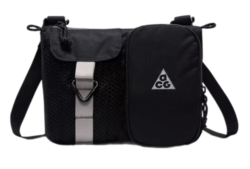 Nike ACG "DAYMAX" Crossbody Bag (3L) - Black