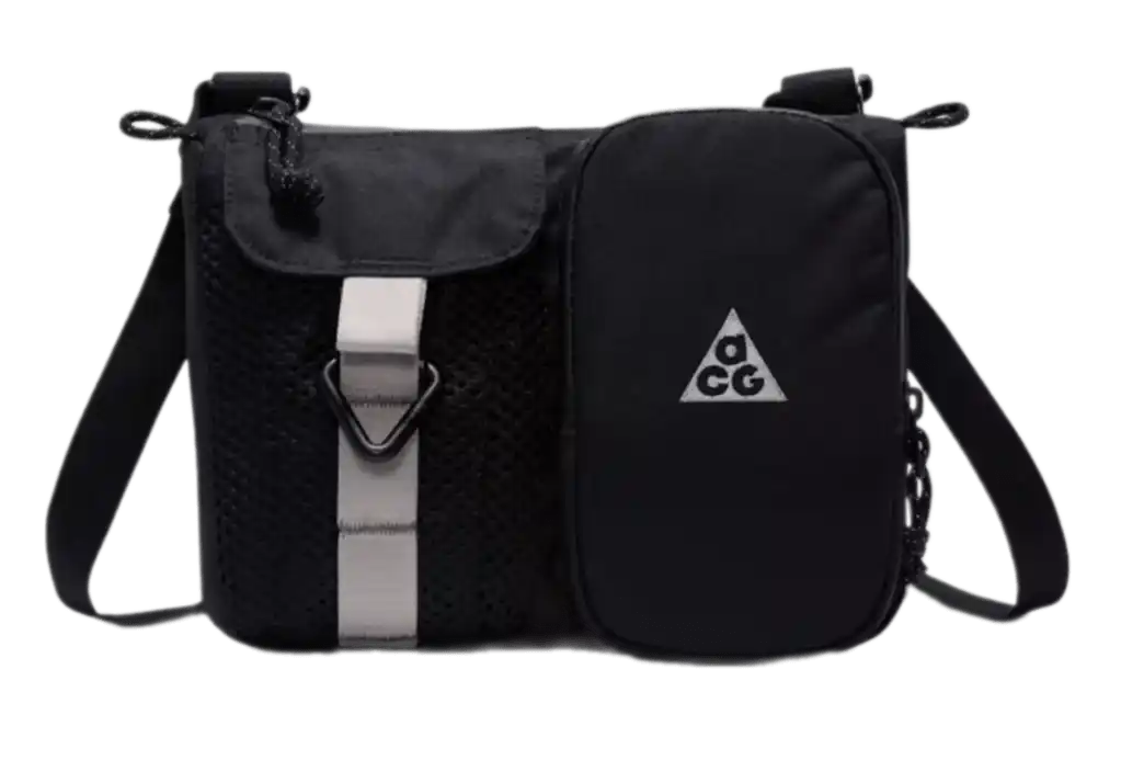 Nike ACG "DAYMAX" Crossbody Bag (3L) - Black