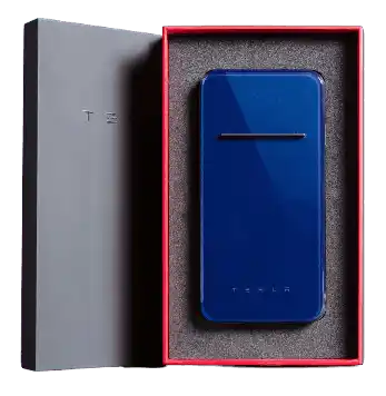 Tesla Wireless Portable Charger 2.0 - Deep Blue Metallic